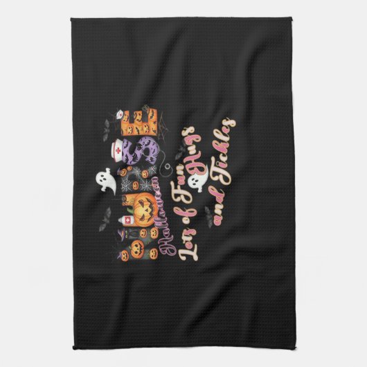 Paediactrics Nurse Fun Halloween Design Essential Geschirrtuch (Vertikal)