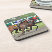 Page McKenney gewinnt Salvatore Mile Getränkeuntersetzer (Linke Seite)