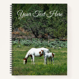 Paint Horse Mare and Foal Personalisiert Notizbuch