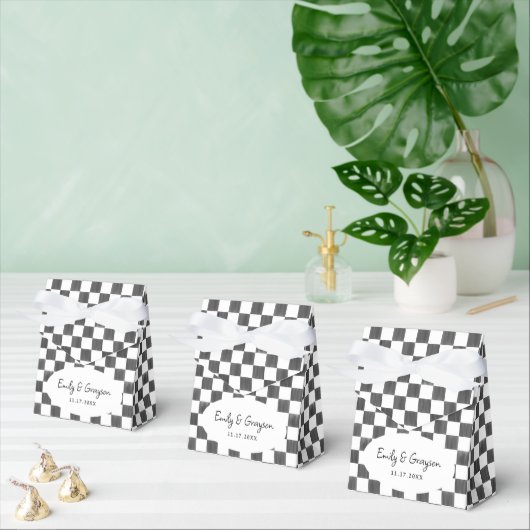 Painted Black Checkerboard Pattern Wedding Geschenkschachtel (Zahlreiche)