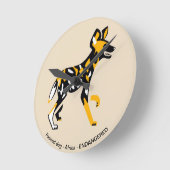 Painted Dog Runde Wanduhr (Winkel)