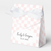 Painted Pink Checkerboard Pattern Wedding Geschenkschachtel (Vorderseite)