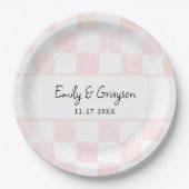 Painted Pink Checkerboard Pattern Wedding Pappteller (Vorderseite)