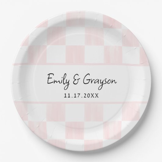 Painted Pink Checkerboard Pattern Wedding Pappteller (Vorderseite)