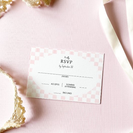 Painted Pink Checkerboard Pattern Wedding RSVP Karte