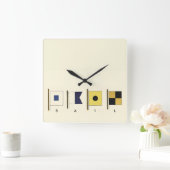 Painting of Four Flags with Sail Written Beneath Quadratische Wanduhr (Zuhause)