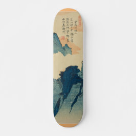 Paisaje Montañoso con Letras Chinas Skateboard