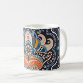 Paisley Floral: Dunkles indisches Muster Kaffeetasse (VorderseiteRechts)