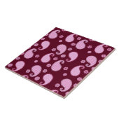 Paisley-Muster, Eispink und Bordeaux Fliese (Seite)