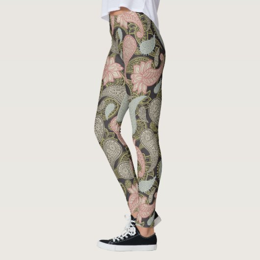 Paisley Pattern  Leggings (Links)