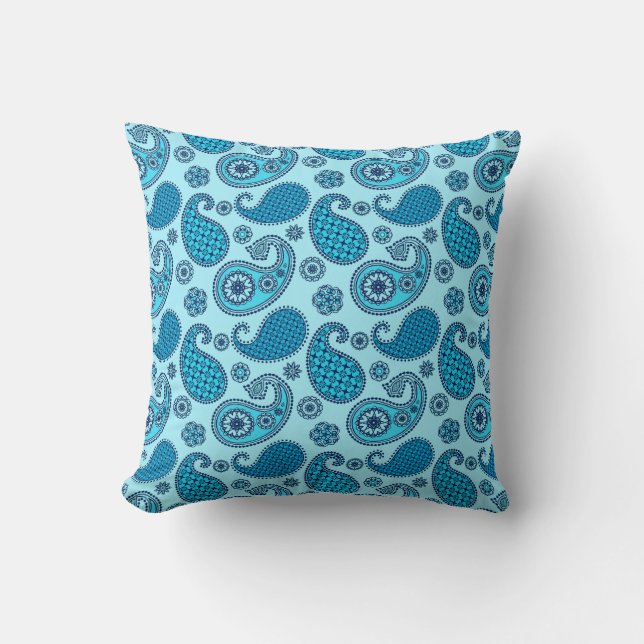 Paisley Pattern, Sky und Cobalt Blue Throw Pillow Kissen (Vorderseite)