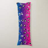 Paisley Rainbow Seitenschläferkissen (Vorderseite Vertikal)