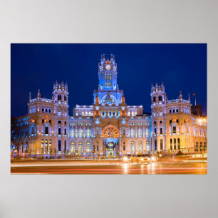 Palacio de Comunicaciones nachts in Madrid Poster