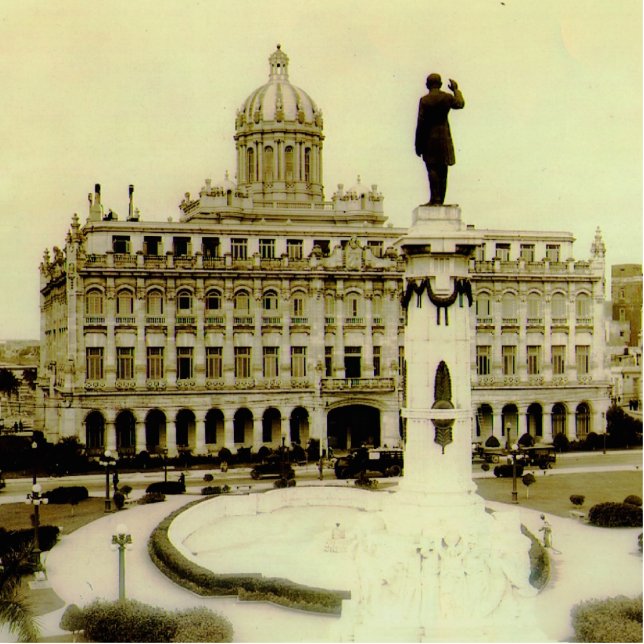 Palacio De Havana Scuplture Freistehende Fotoskulptur (Vorne)
