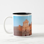 Palacio de Telmo in Sevilla, Spanien, Sitz Zweifarbige Tasse (Links)