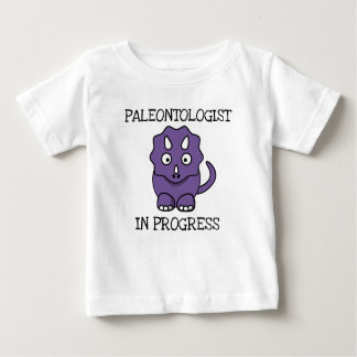 Paläontologe in Progress Lila Triceratops Baby T-shirt