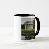 Palast von Czar Paul I., Friedhof Tasse (VorderseiteRechts)