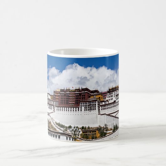 Palast von Potala in Lhasa - Tibet Kaffeetasse (Mittel)