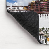 Palast von Potala in Lhasa - Tibet Mousepad (Ecke)