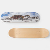 Palast von Potala in Lhasa - Tibet Skateboard (Horizontal)