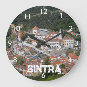 Palast von Sintra aus der Luft in Sintra, Portugal Große Wanduhr