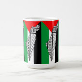 Palästinensische Flagge und Karte mit Keffiyeg-Mus Kaffeetasse (Mittel)