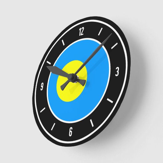 Palau Flag Elegant Runde Wanduhr (Winkel)