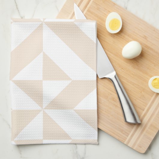 Pale Beige Geometric Deko Cube Pattern Handtuch (Viertel Falte)