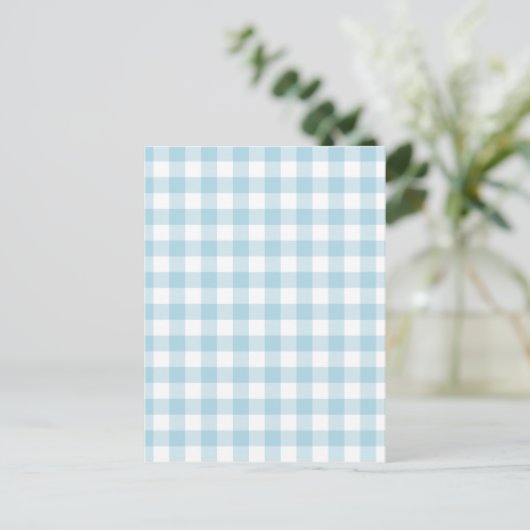 Pale Blue Gingham Postkarte (Stehend Vorderseite)