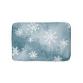 Pale Blue Snowflakes Watercolor Winter Badematte (Vorderseite)