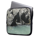 Pale Green River Granite Cliffs Laptop Case (Vorderseite Links)