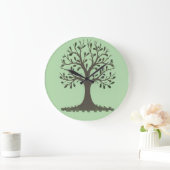 🌳 Pale Green Tree of Life Wall Clock Große Wanduhr (Zuhause)