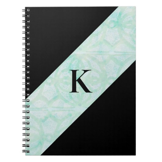 Pale Jade Batik und Black Mit Monogramm Notizblock (Vorderseite)