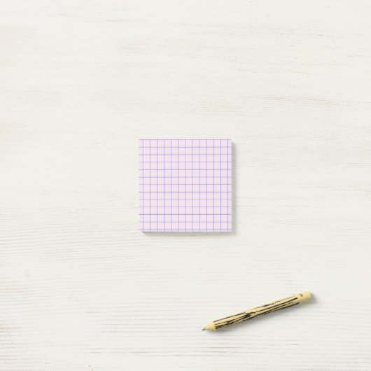 Pale Lilac Checkered Pattern Soft Grid Design Post-it Klebezettel (Auf Schreibtisch)