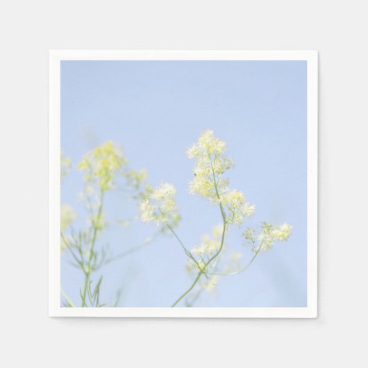 Pale Pastel Blue Sky Wilde Blume Meadow Serviette (Vorderseite)