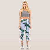 Pale Pastel Green Grass Reeds Sky Capri Leggings (Vorderseite)