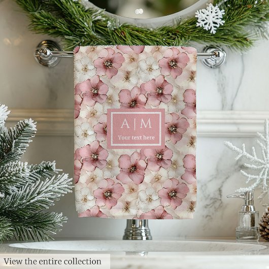 Pale Pink Petals Towel Chic Custom Name Bathroom Badhandtuch Set