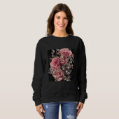 Pale Pink Roses with Delicate Vines Rustic Floral Sweatshirt (Vorne ganz)