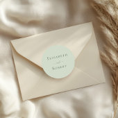Pale Sage Green Minimalistischen Couple Names Wedd Runder Aufkleber