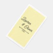 Pale Yellow Script Minimalist Wedding Serviette (Ecke)