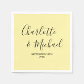 Pale Yellow Script Minimalist Wedding Serviette (Vorderseite)
