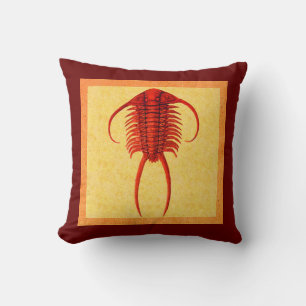 "Paleo-Chic" rotes Paraceraurus Fossil Trilobite Kissen