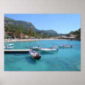 Paleokastritsa Beach, Korfu Poster (Vorne)