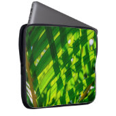 Palm Blätter Kariert, Kapaa, Kauai, Hawaii Wetsuit Laptopschutzhülle (Vorne Rechts)