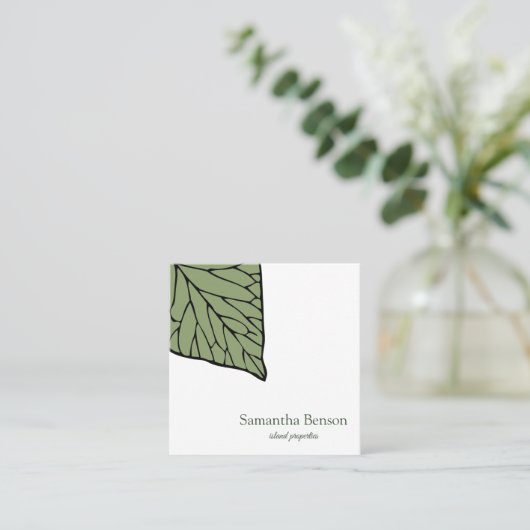 Palm Blätter Tropical Island Green & White Square Quadratische Visitenkarte (Stehend Vorderseite)