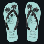 Palm Tree Bride Tribe Badesandalen<br><div class="desc">Mit diesen phantastischen Beach Lover Bride Tribe Flip Flops mit hübschen Palmen erstrahlt der Strand stilvoll! Raum zum Anpassen mit Ihren Bridsmaid-Namen! Mischen Sie Ihre Lieblings-Strandprodukte von Up On the Mountain!</div>