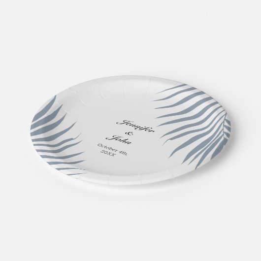 Palm Tree Foliage Dusty Blue Blätter Coole Hochzei Pappteller (Schrägansicht)