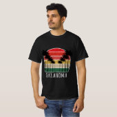 Palm Tree gestörtes Oklahoma - Beach Design T-Shirt (Vorne ganz)