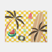 Palm Tree Surfboard Checkered Summer Fußmatte (Vorderseite)
