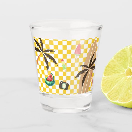 Palm Tree Surfboard Checkered Summer Schnapsglas (Vorderseite)
